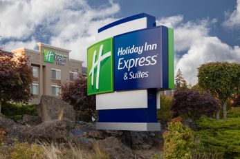 Holiday Inn Express & Suites Hood River