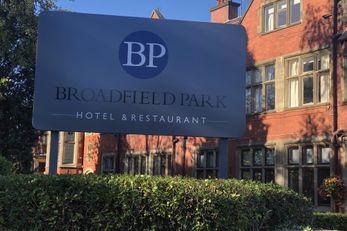 Quality Hotel Broadfield Park