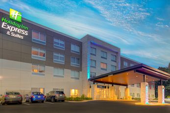 Holiday Inn Express & Suites King George