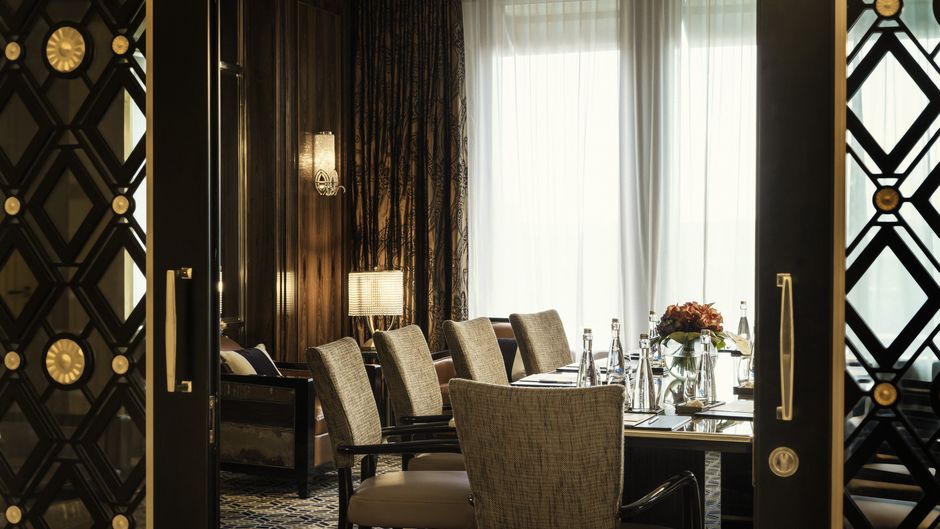 Four Seasons Hotel Jakarta Meeting