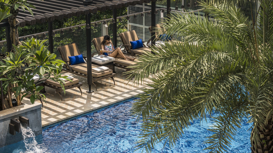 Four Seasons Hotel Jakarta Pool