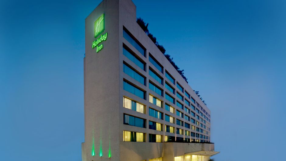 Holiday Inn Mumbai International Airport Exterior