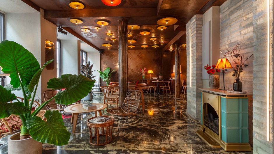 Hotel La Nouvelle Republique Lobby