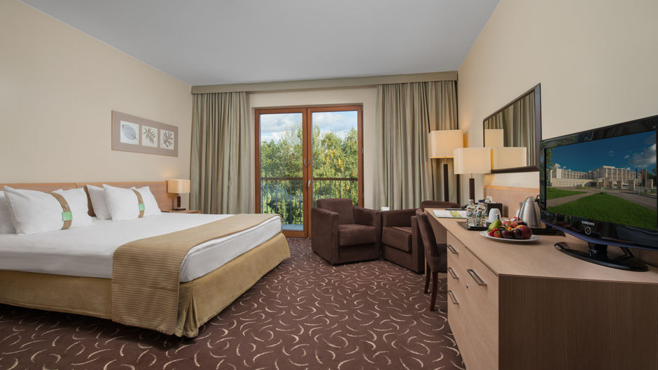 Holiday Inn Room