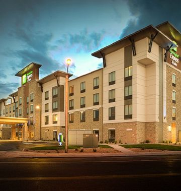 Holiday Inn Express & Stes Murray