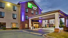 Holiday Inn Express & Stes Buford NE