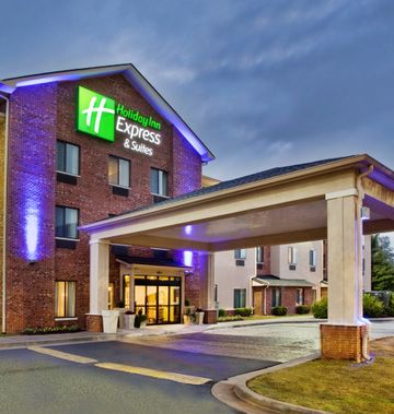Holiday Inn Express & Stes Buford NE