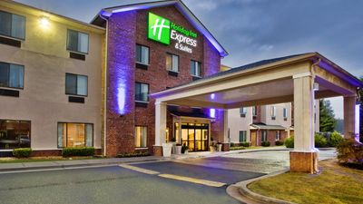 Holiday Inn Express & Stes Buford NE