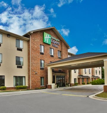 Holiday Inn Express & Stes Buford NE