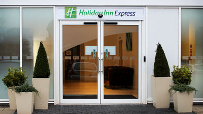 Holiday Inn Express Wakefield