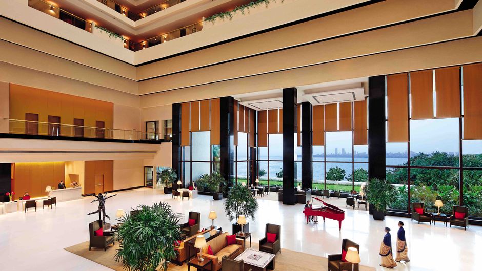 The Oberoi Mumbai Lobby