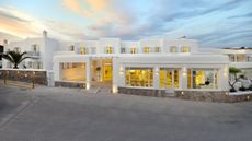 Petinos Hotel