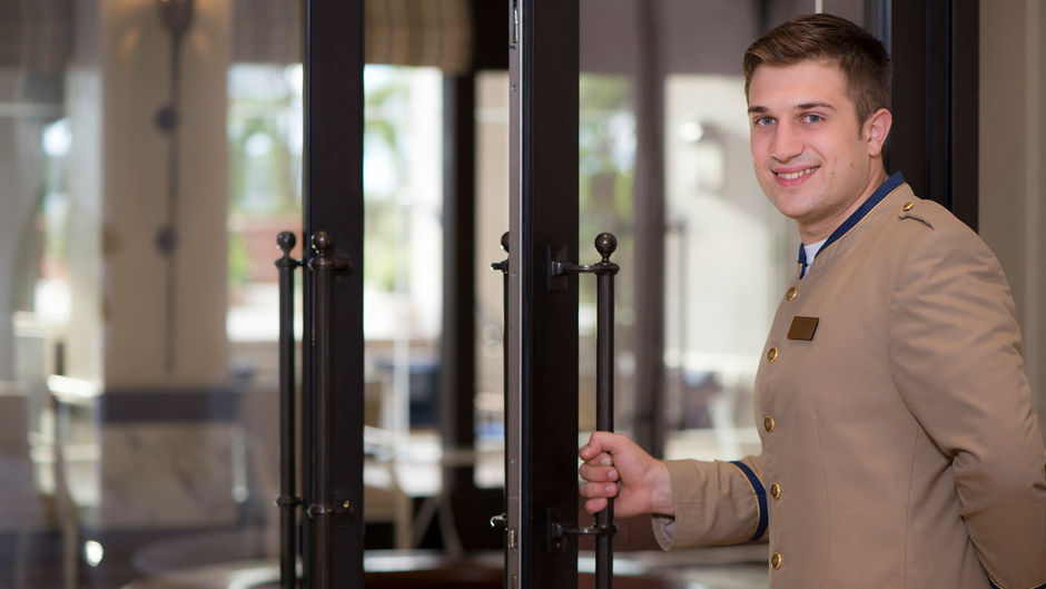 Regent Porto Montenegro Lobby