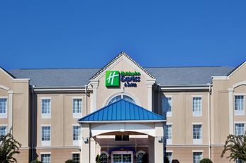Holiday Inn Express Hotel & Suites