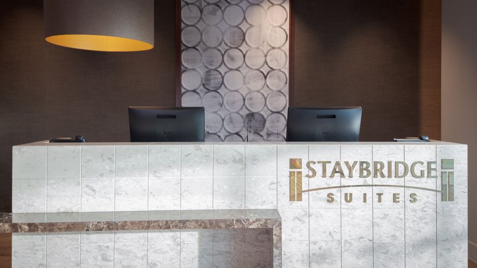 Staybridge Suites Bath Road Lobby