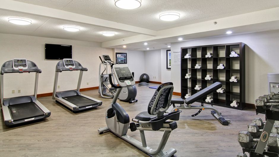 Holiday Inn Oakville Centre Health Club