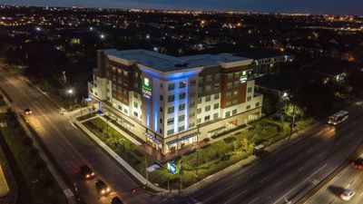 Holiday Inn Express & Suites Westchase