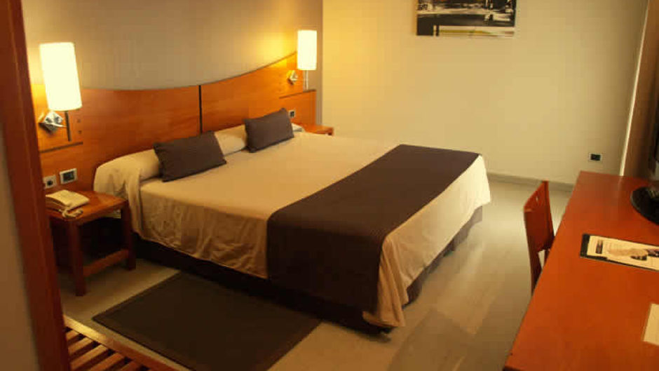 Hotel Granollers Room