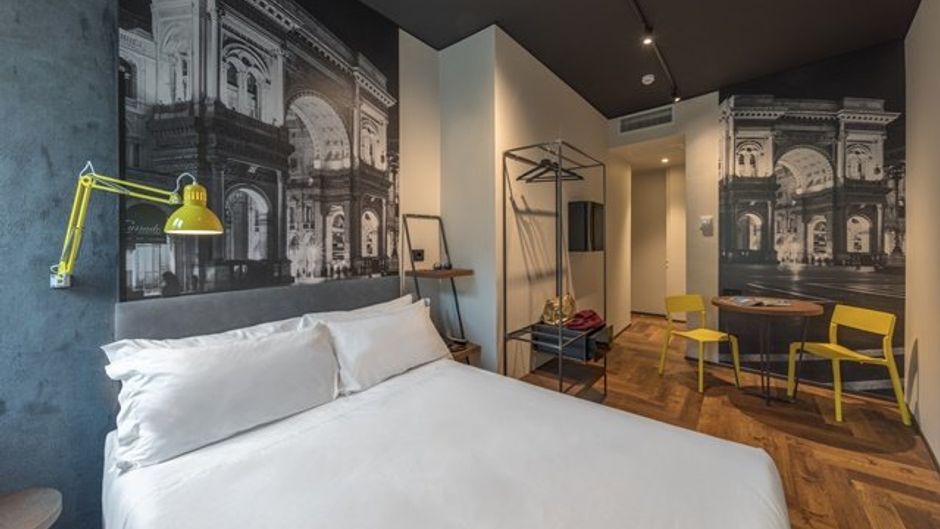 Hotel Roxy Room