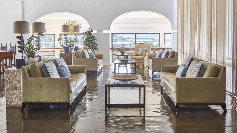 Elounda Beach Hotel & Villas Lobby