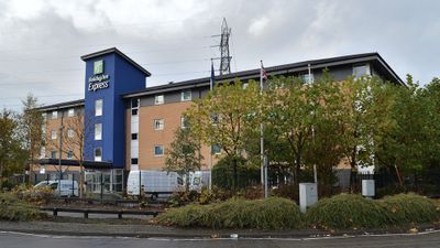 Holiday Inn Express Birmingham Star City