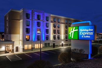 Holiday Inn Express Hotel & Suites