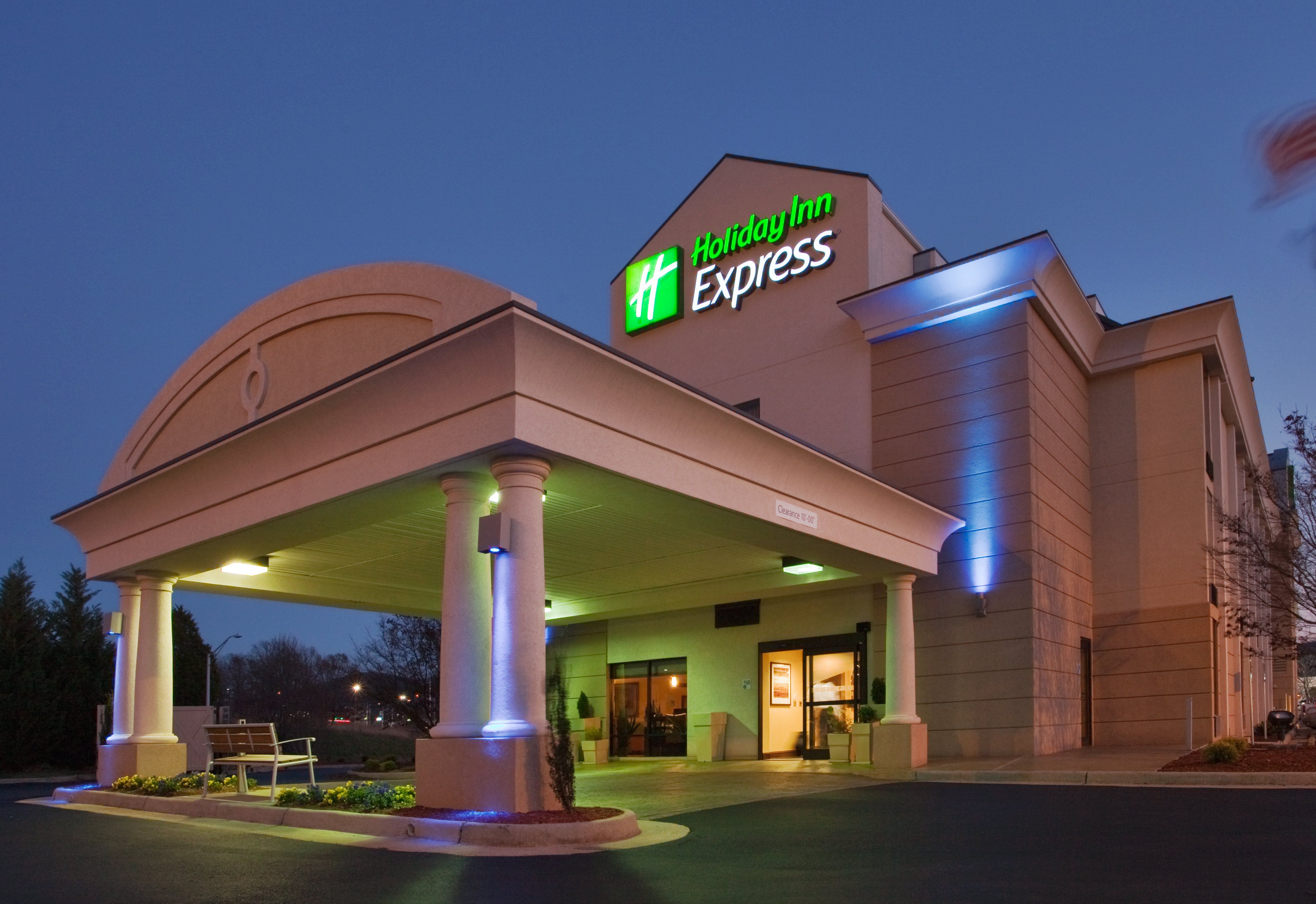 Holiday Inn Express Lynchburg Tourist Class Lynchburg VA Hotels