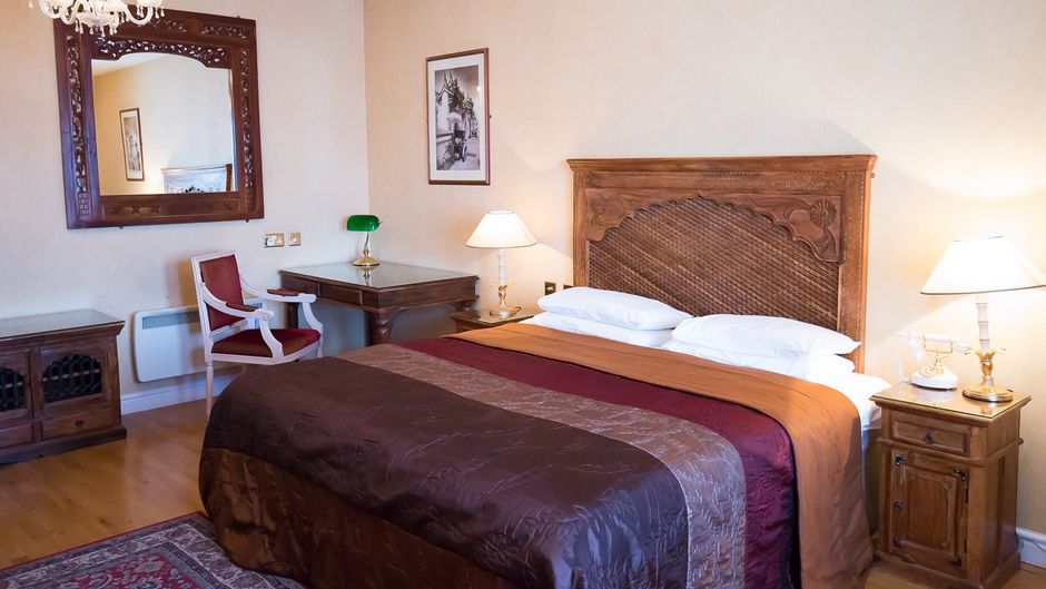 The Peacock Townhouse Hotel Room