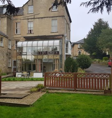 Wentworth House Hotel