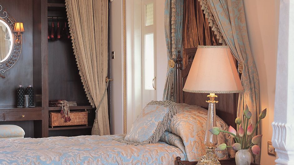 Taj Lake Palace Hotel Suite