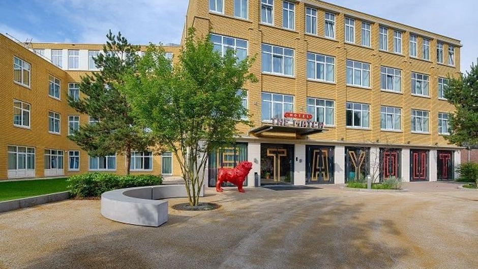 Hotel The Match Exterior