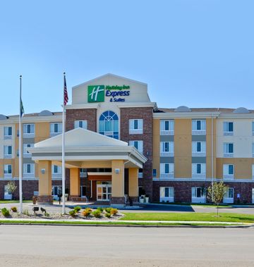 Holiday Inn Express & Suites