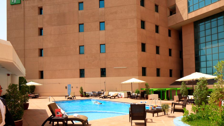Holiday Inn Riyadh-Olaya Pool