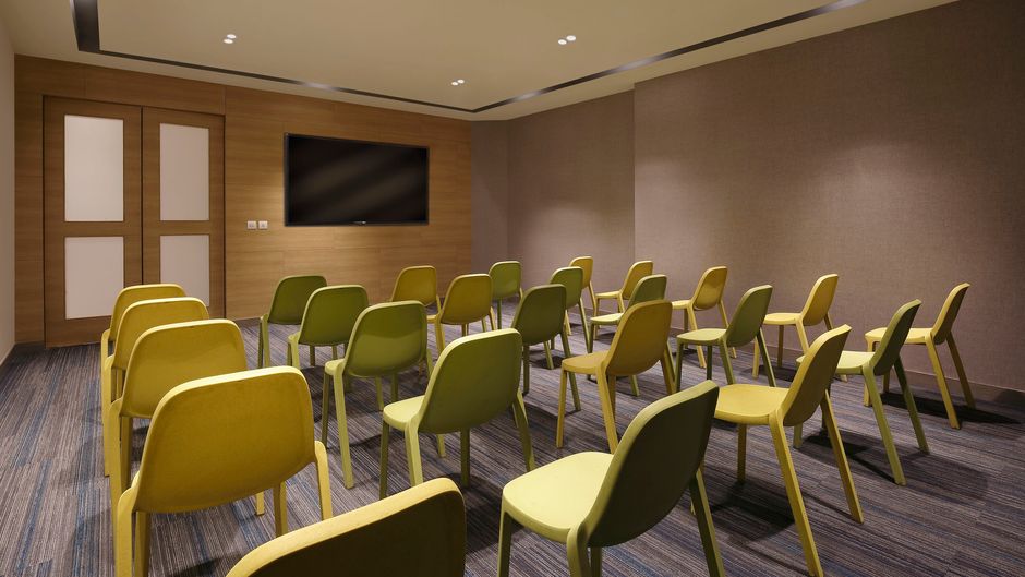 Holiday Inn Express Pune Pimpri Meeting