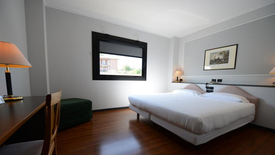 Hotel Mamiani Room