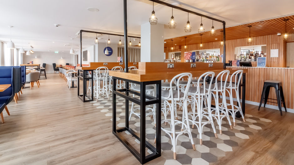 Holiday Inn Express Wigan Restaurant