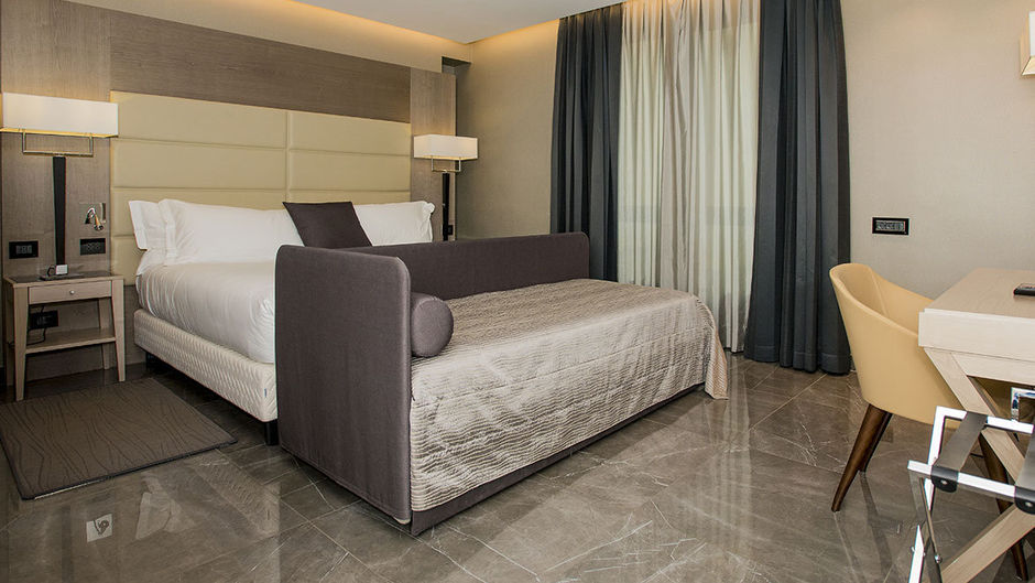 Hotel Forum Room