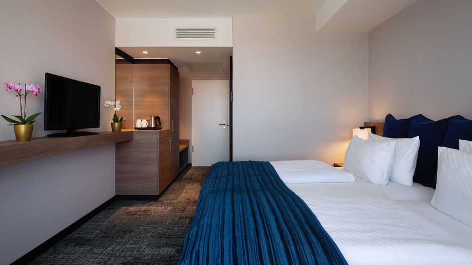 Holiday Inn Berlin City Center East Room