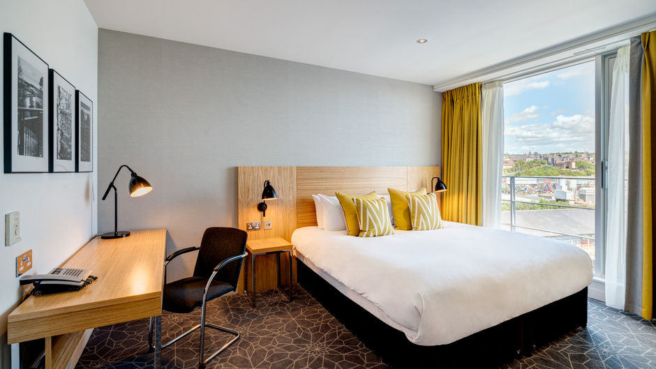 Apex City Quay Hotel Suite