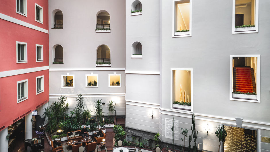 Grand Hotel Yerevan Exterior