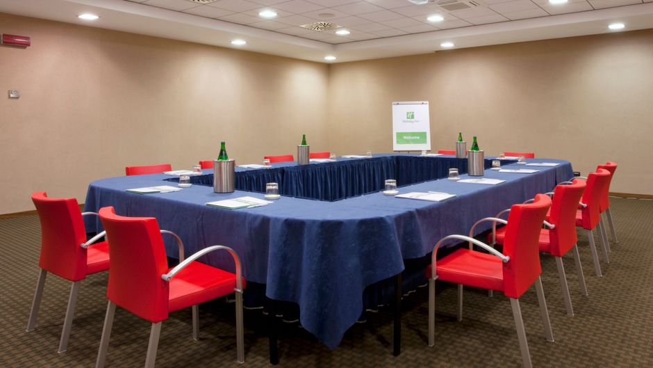 Holiday Inn Salerno-Cava de' Tirreni Meeting