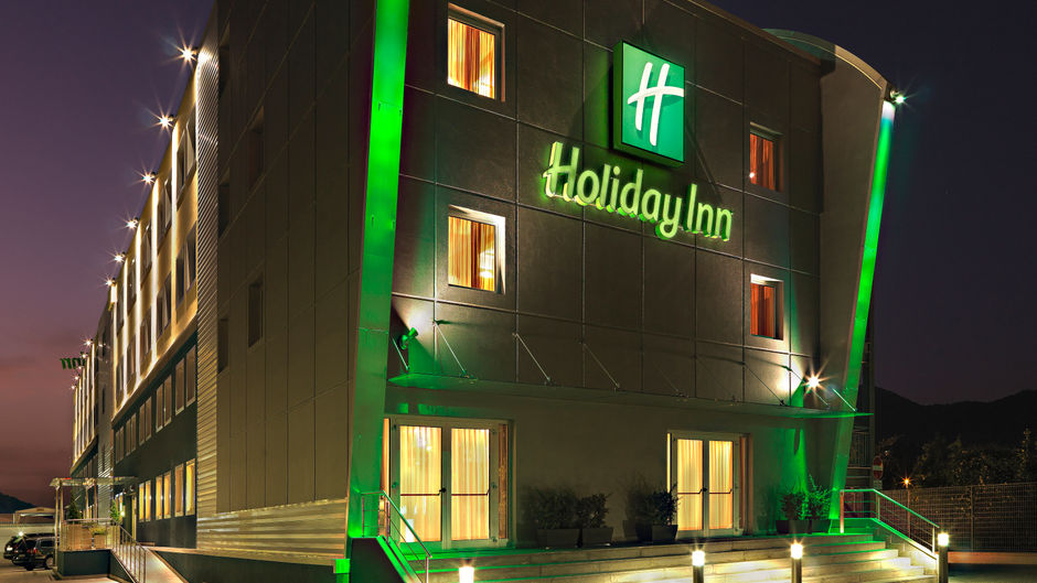 Holiday Inn Salerno-Cava de' Tirreni Exterior