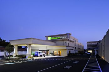 Holiday Inn Express Philadelphia Airport