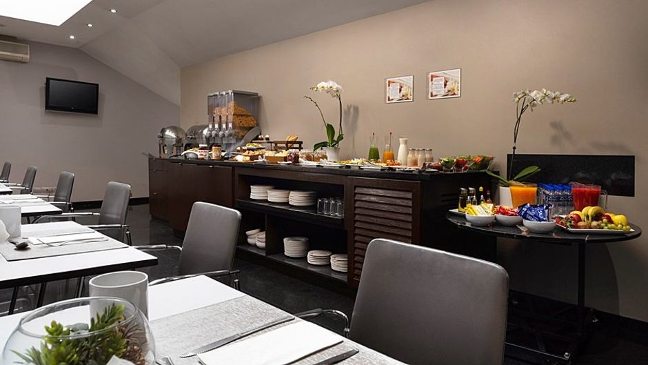Exe Suites Reforma Restaurant