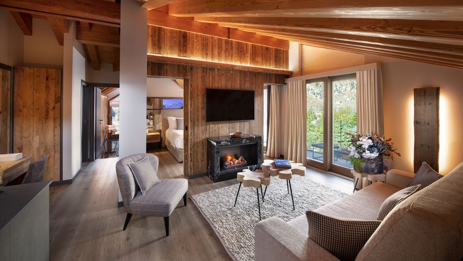 Le Massif Hotel Lobby