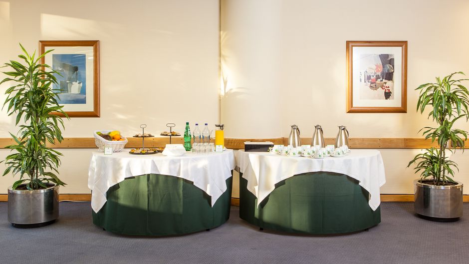 Holiday Inn Lisbon Continental Meeting