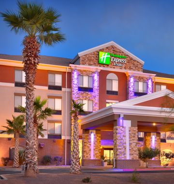 Holiday Inn Express Hotel & Suites