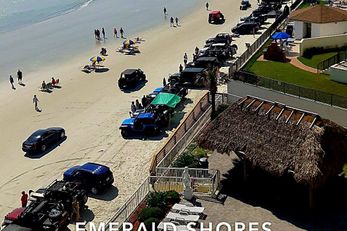 Emerald Shores Hotel