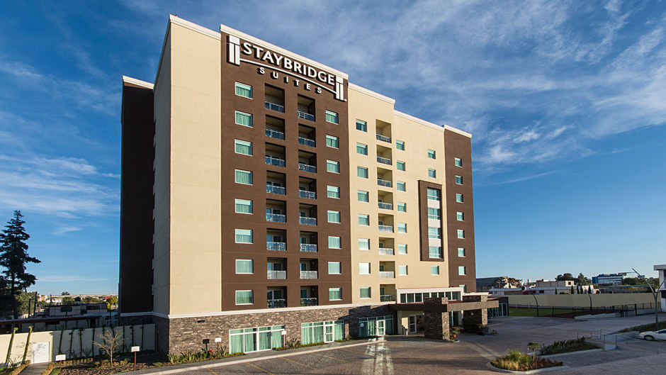 Staybridge Suites Puebla Exterior