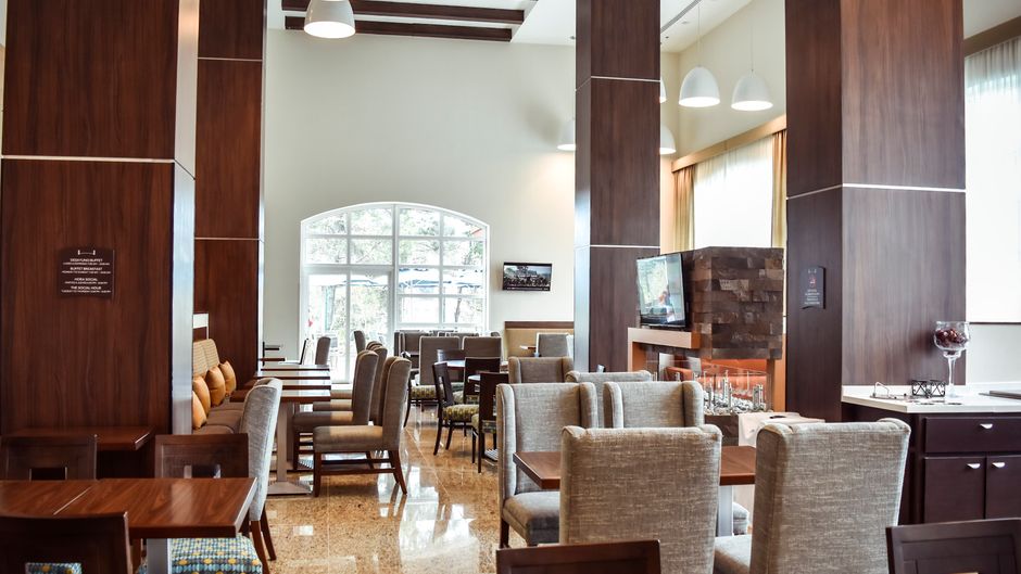 Staybridge Suites Puebla Restaurant